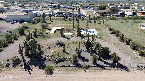1 Acre of Mixed-Use Land for Sale in Golden Valley, Arizona