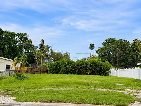 0.16 Acres of Residential Land for Sale in St. Petersburg, Florida