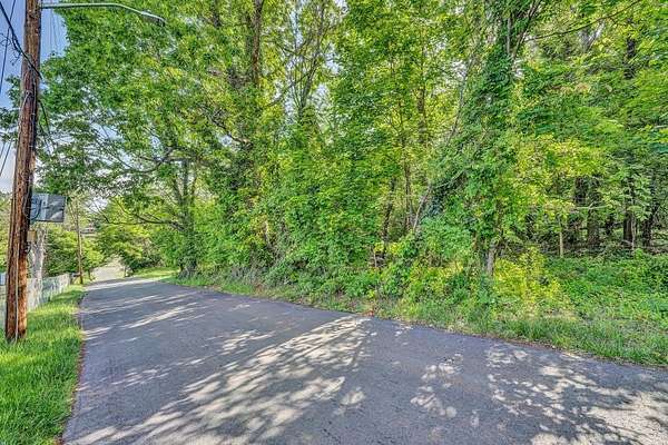 0.5 Acres of Land for Sale in Roanoke, Virginia