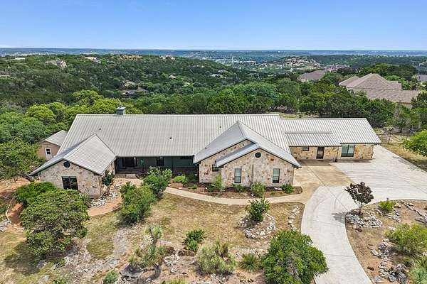 3.17 Acres of Land with Home for Sale in Kerrville, Texas