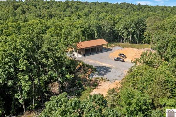 23.8 Acres of Recreational & Residential Land for Sale in Cadiz, Kentucky