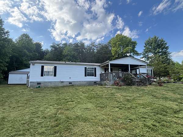 5 Acres of Land with Home for Sale in Graysville, Tennessee