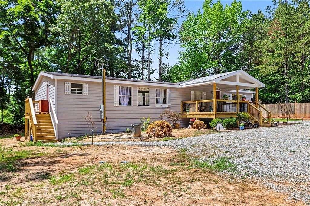 4.1 Acres of Land with Home for Sale in Bremen, Georgia