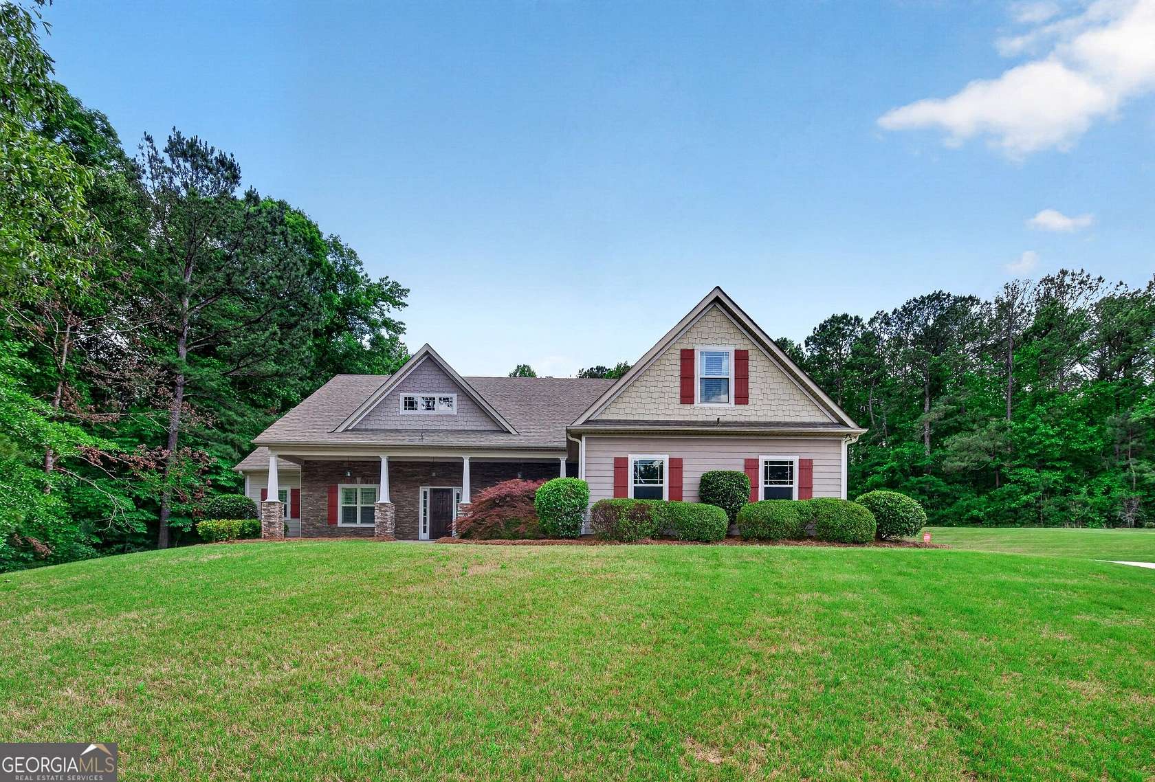 1.5 Acres of Land with Home for Sale in Senoia, Georgia