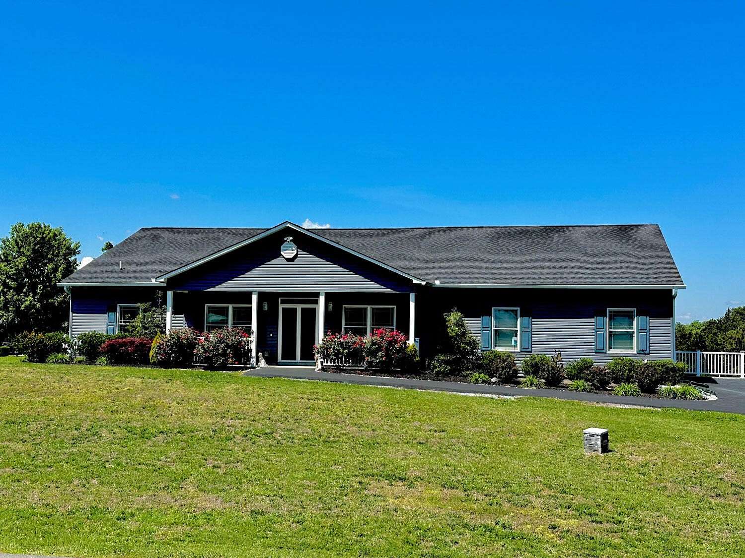 2.49 Acres of Land with Home for Sale in Dandridge, Tennessee