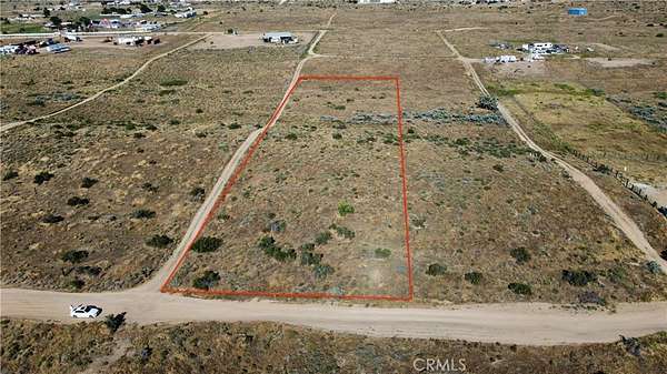 1.26 Acres of Residential Land for Sale in Phelan, California