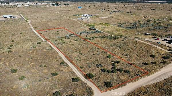 1.26 Acres of Residential Land for Sale in Phelan, California