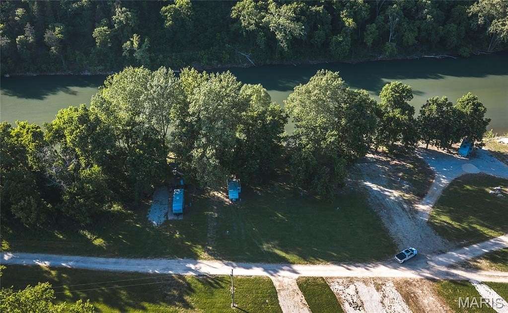 0.23 Acres of Residential Land for Sale in Vienna, Missouri