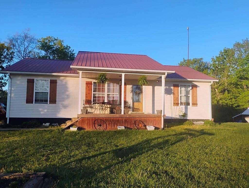 18 Acres of Recreational Land with Home for Sale in Vanceburg, Kentucky