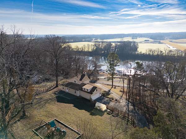2.7 Acres of Land with Home for Sale in Clarksville, Tennessee