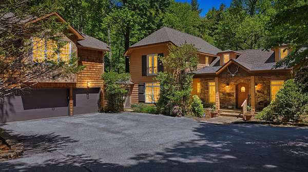 1.65 Acres of Land with Home for Sale in Highlands, North Carolina