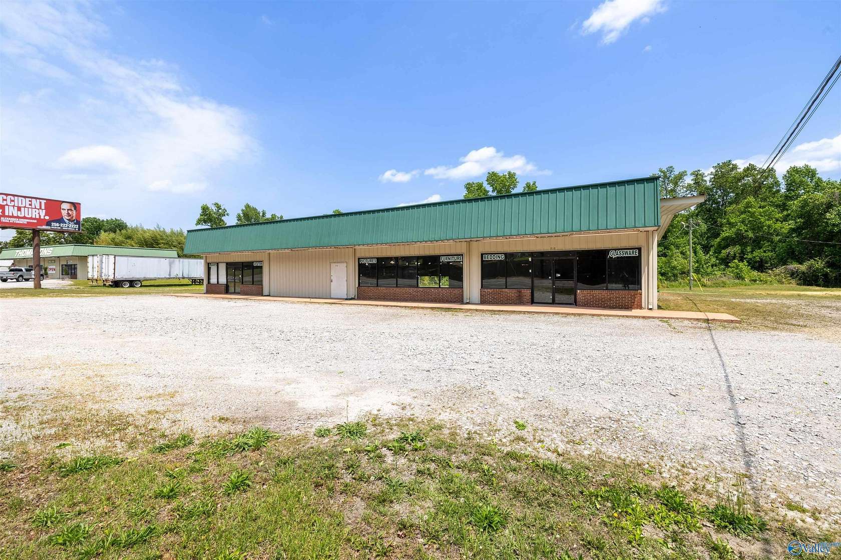 5.5 Acres of Improved Mixed-Use Land for Sale in Hamilton, Alabama