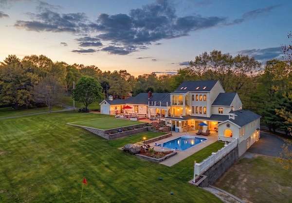 2.45 Acres of Land with Home for Sale in Lunenburg, Massachusetts
