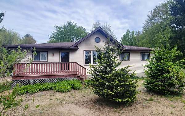 15 Acres of Land with Home for Sale in Covert, Michigan
