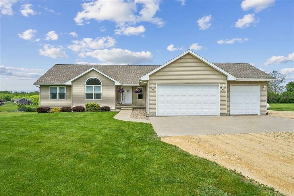 2.43 Acres of Land with Home for Sale in Anamosa, Iowa