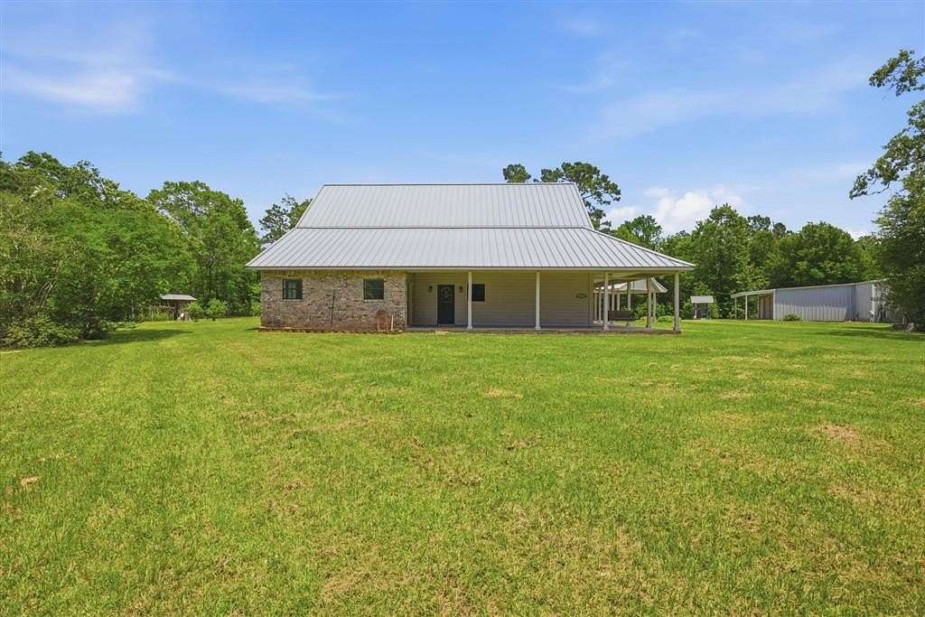 20 Acres of Land with Home for Sale in DeQuincy, Louisiana