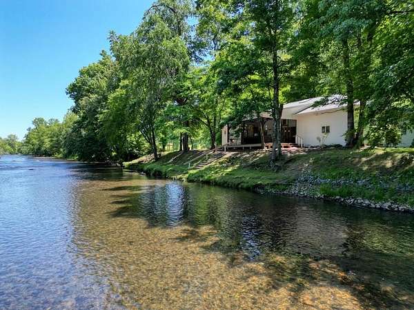 1.5 Acres of Land with Home for Sale in Hayesville, North Carolina