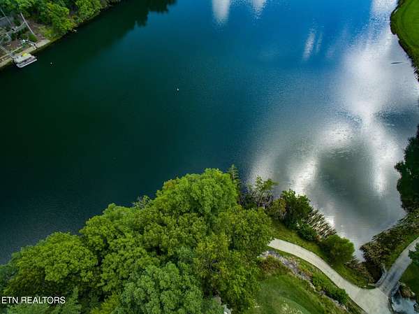 2 Acres of Residential Land for Sale in Fairfield Glade, Tennessee