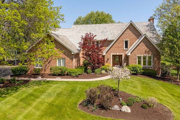 1.66 Acres of Land with Home for Sale in Long Grove, Illinois