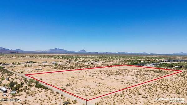 20 Acres of Agricultural & Residential Land for Sale in Marana, Arizona