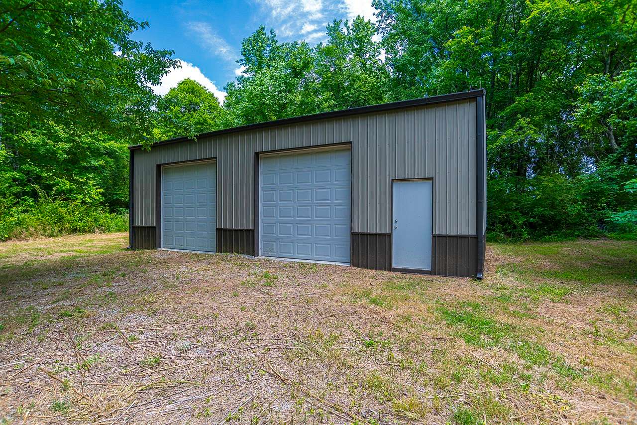 10 Acres of Recreational & Residential Land for Sale in Flintville, Tennessee