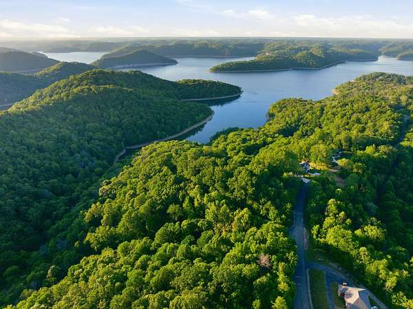 6 Acres of Residential Land for Sale in Smithville, Tennessee