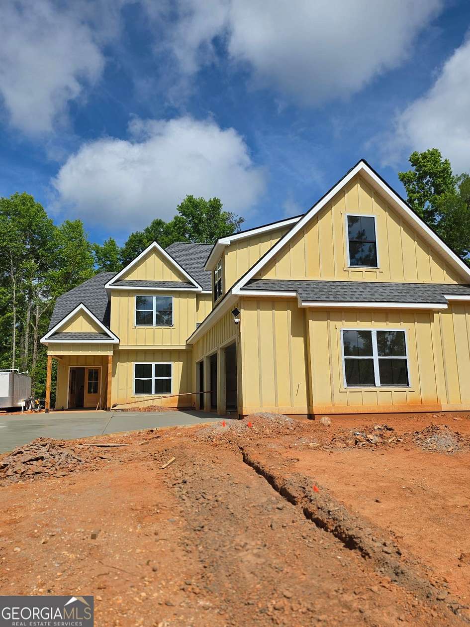 4.37 Acres of Land with Home for Sale in Monticello, Georgia