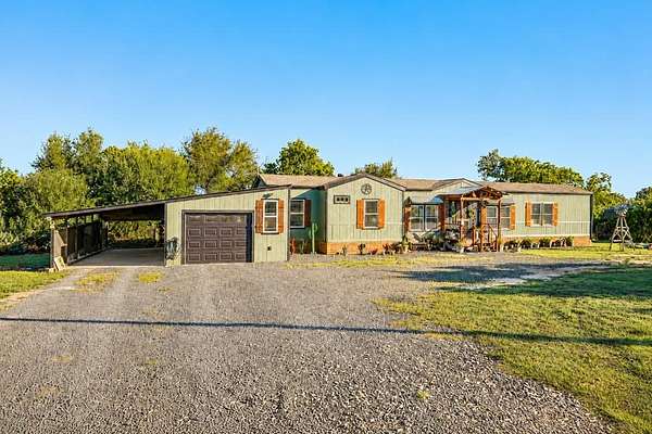 5.13 Acres of Land with Home for Sale in Kerrville, Texas