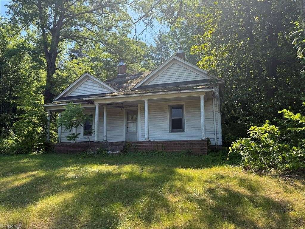 2.17 Acres of Mixed-Use Land for Sale in King, North Carolina