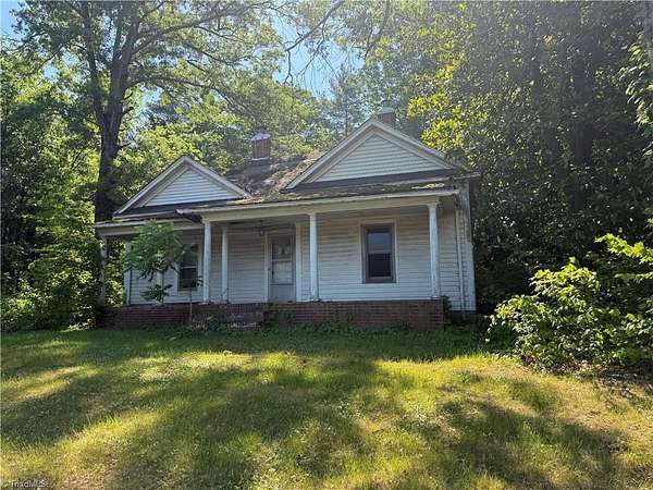 2.17 Acres of Mixed-Use Land for Sale in King, North Carolina
