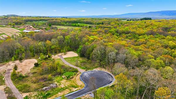 4.6 Acres of Residential Land for Sale in Gardiner, New York