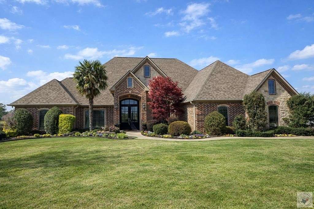 3.18 Acres of Land with Home for Sale in Texarkana, Texas