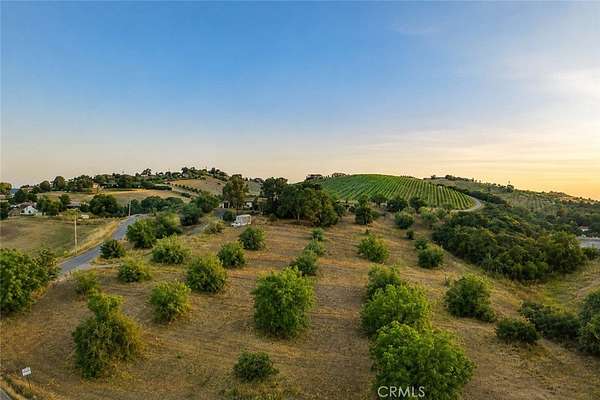 3 Acres of Residential Land for Sale in Paso Robles, California