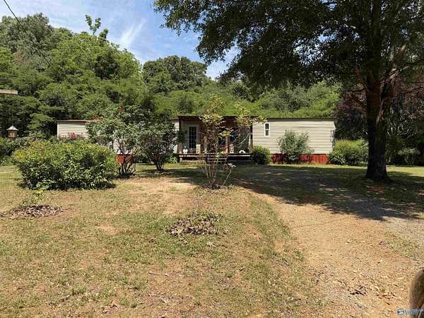 7.6 Acres of Land with Home for Sale in Gaylesville, Alabama