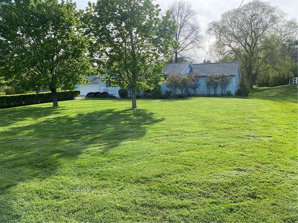 21.2 Acres of Recreational Land with Home for Sale in Horseheads, New York