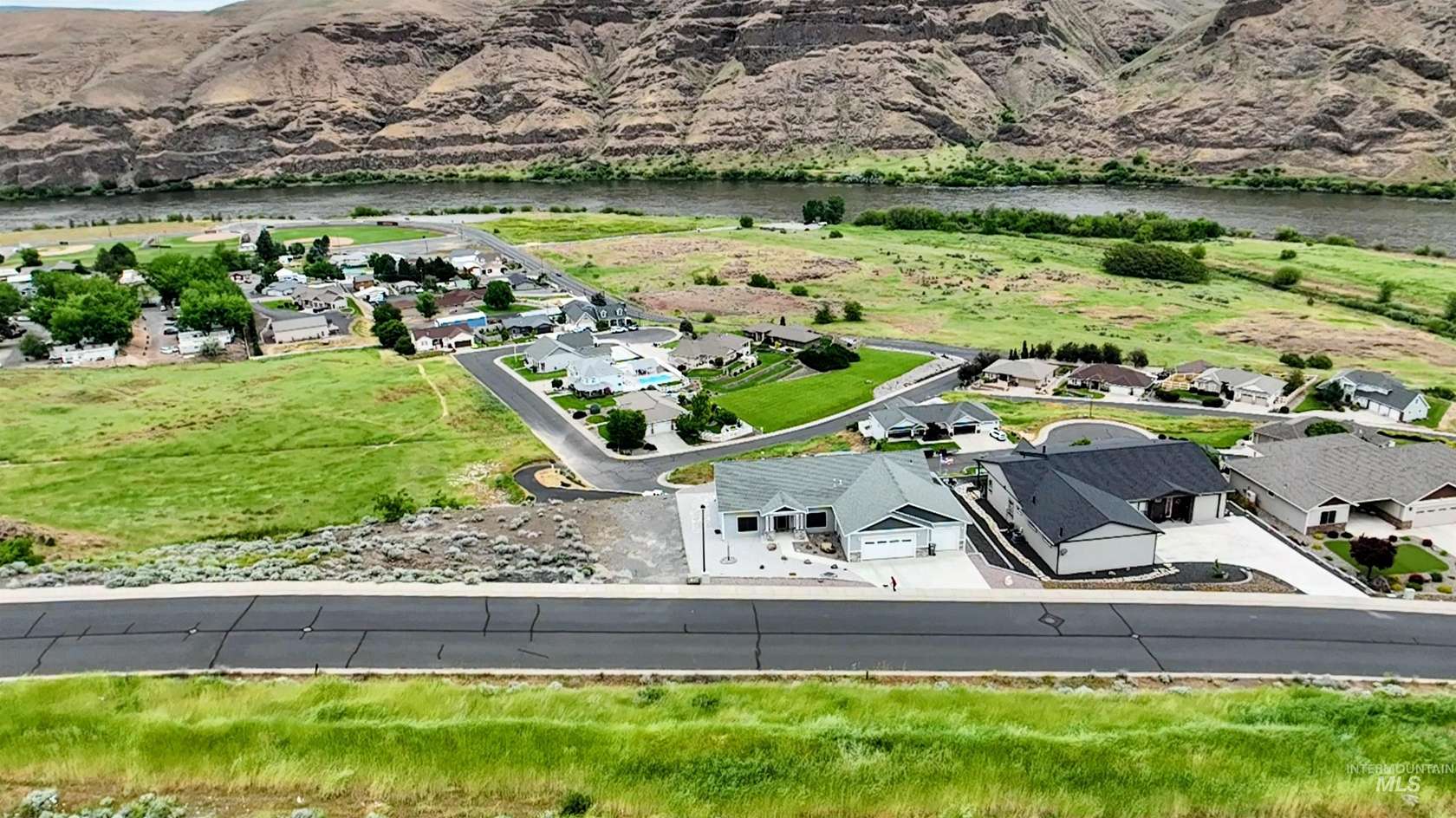 0.54 Acres of Residential Land for Sale in Asotin, Washington
