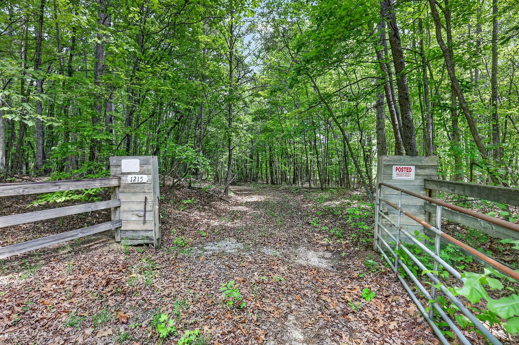 44 Acres of Recreational Land for Sale in Sewanee, Tennessee