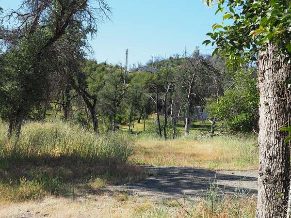 0.5 Acres of Land for Sale in Redding, California