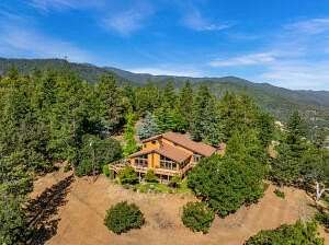 20.5 Acres of Recreational Land with Home for Sale in Ashland, Oregon