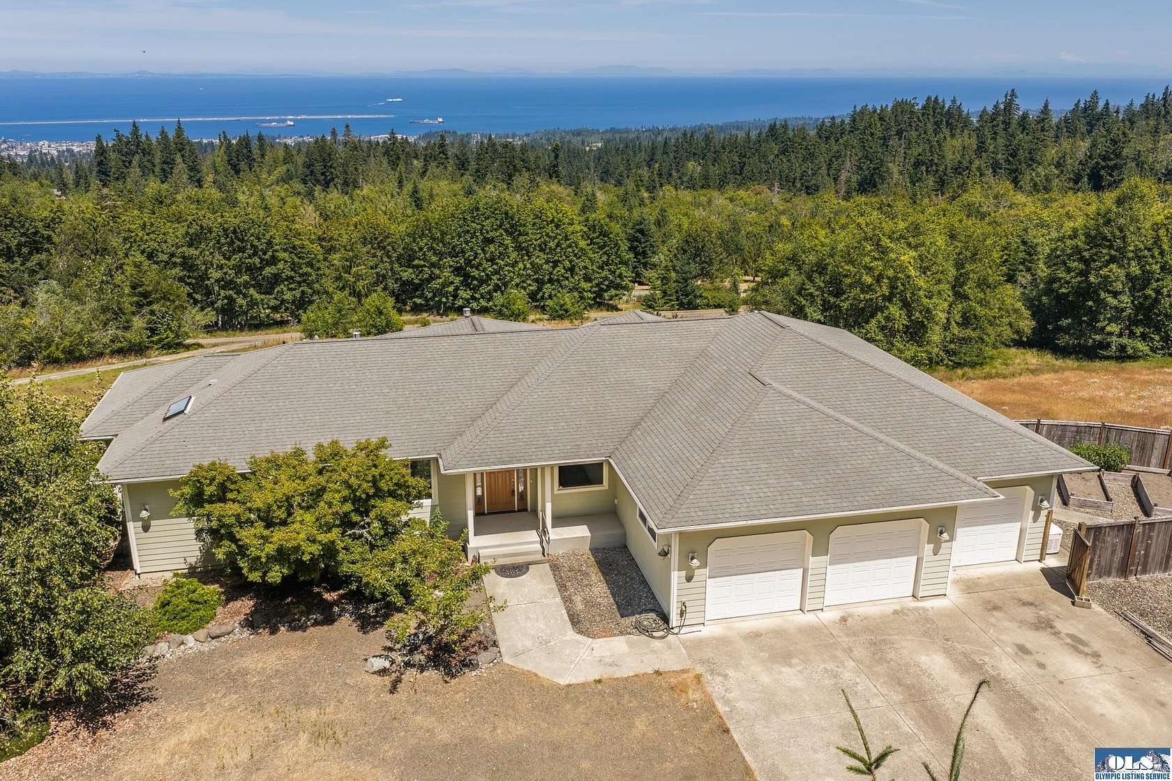 10 Acres of Land with Home for Sale in Port Angeles, Washington