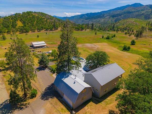 376 Acres of Land with Home for Sale in Hornbrook, California