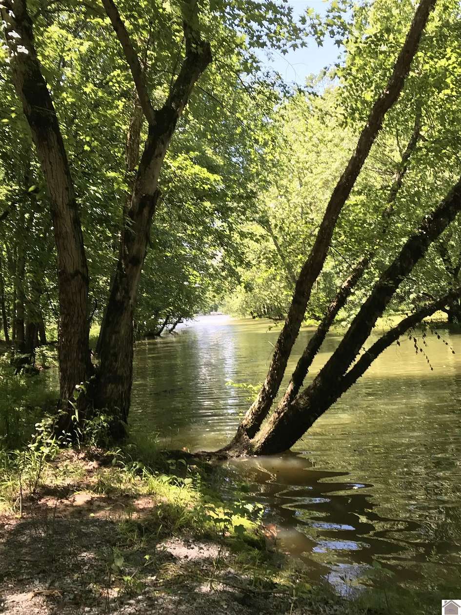 1.1 Acres of Residential Land for Sale in Cadiz, Kentucky