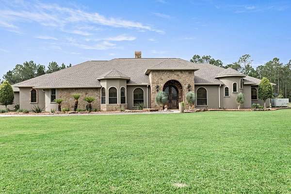 167 Acres of Recreational Land with Home for Sale in Kountze, Texas