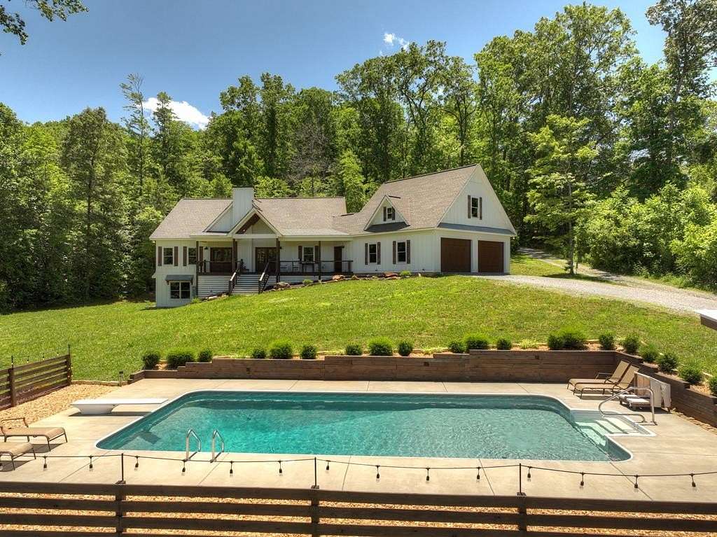 1.5 Acres of Land with Home for Sale in Blue Ridge, Georgia