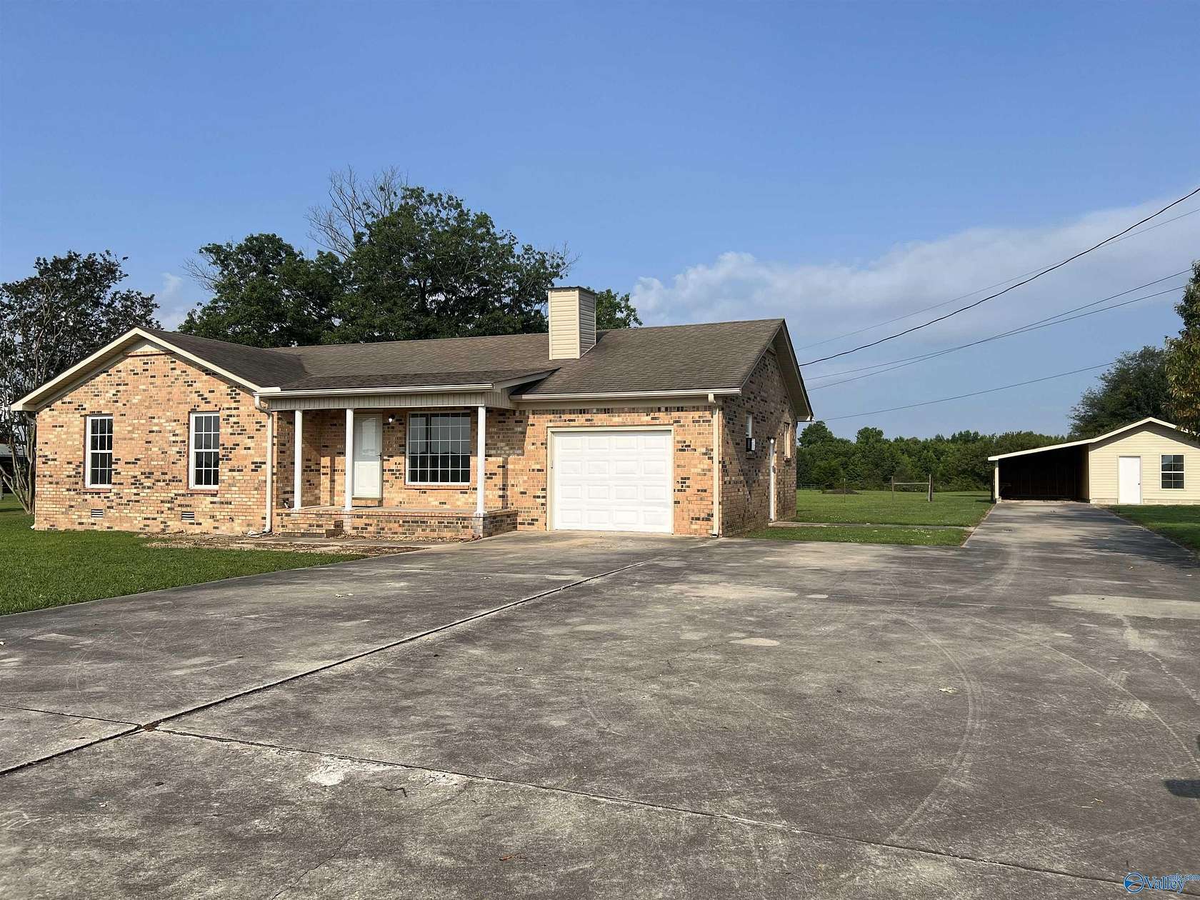 2.1 Acres of Land with Home for Lease in Athens, Alabama