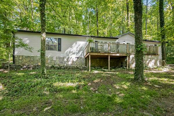 1.5 Acres of Land with Home for Sale in Shelbyville, Tennessee