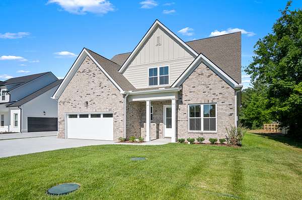 3.13 Acres of Land with Home for Sale in Murfreesboro, Tennessee