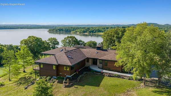 16.2 Acres of Land with Home for Sale in Shell Knob, Missouri