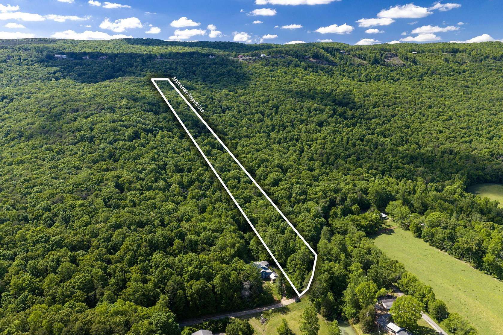 8.5 Acres of Land for Sale in Dunlap, Tennessee