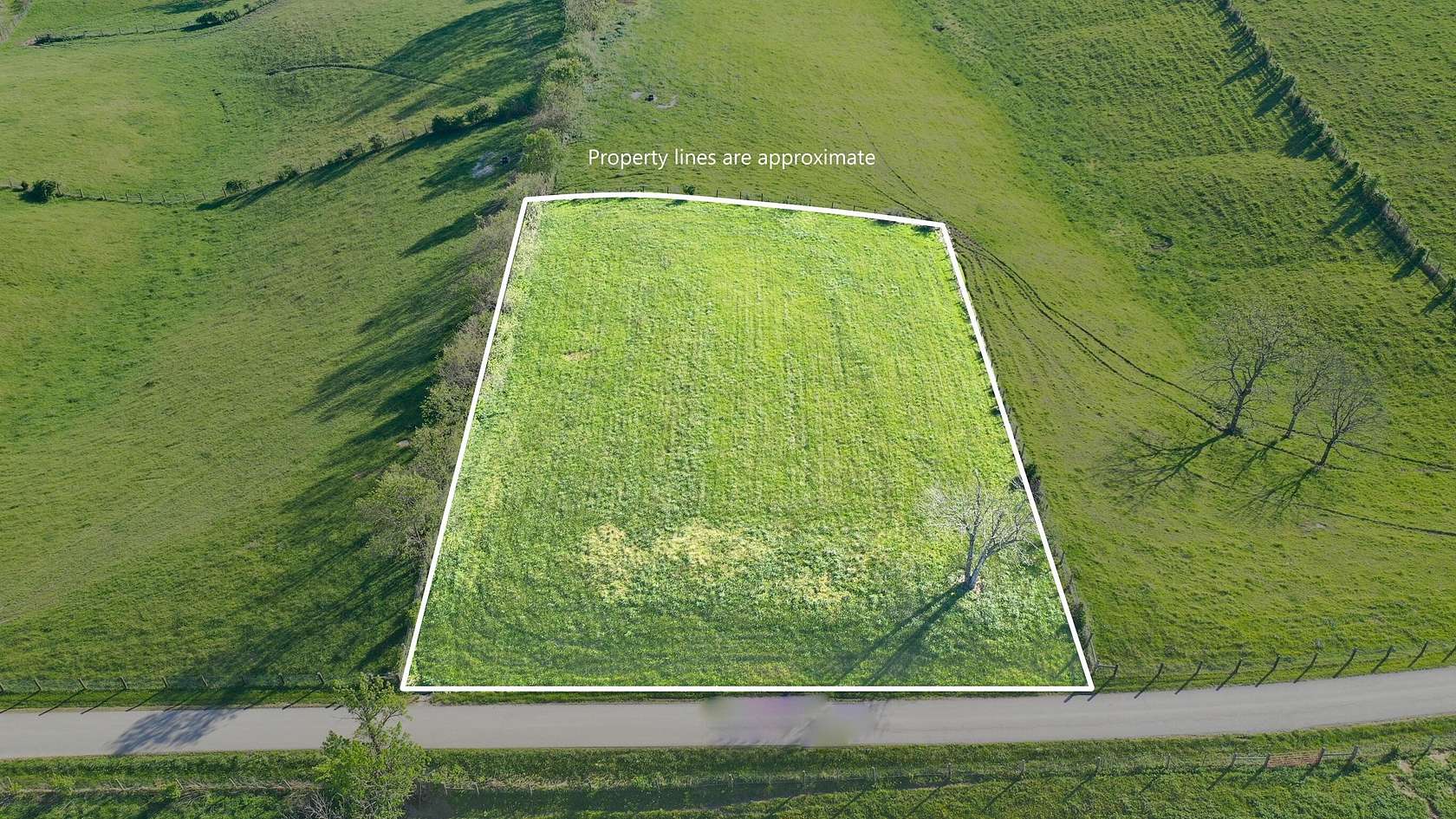 1 Acre of Residential Land for Sale in Paris, Kentucky